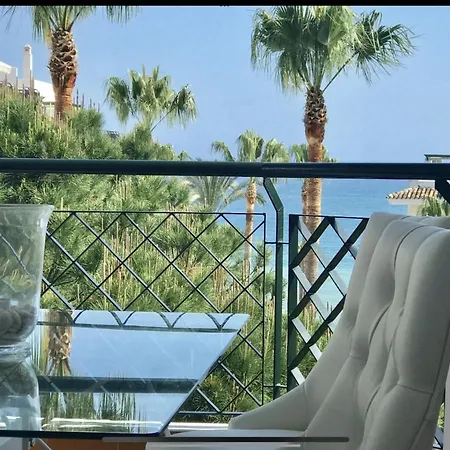 Mi Capricho Beachfront- 9f With Sea Views - Costa Del Sol Apartment Sitio de Calahonda