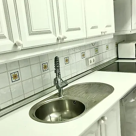 Apartment Mi Capricho Beachfront- 9f With Sea Views - Costa Del Sol